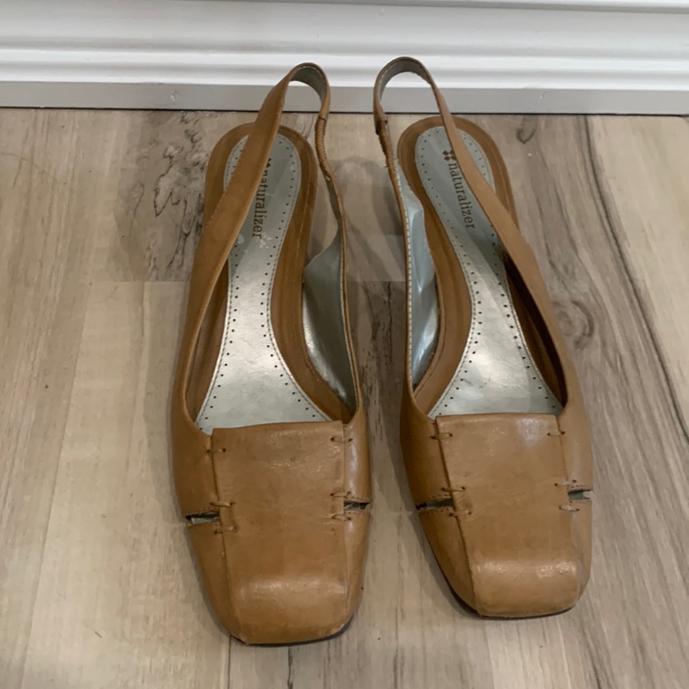 sz 8 Naturalizer Tan Leather Slingback Mule